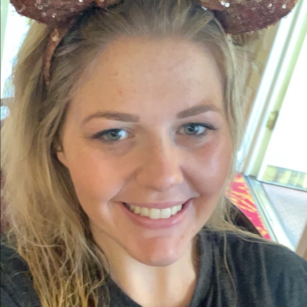 Meet your Posher, Katie